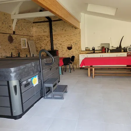 Affittacamere Le Nid De L'erdre La Poueze