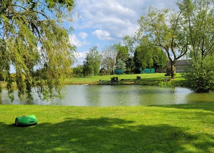 Le Nid De L'erdre La Poueze